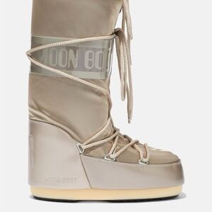 MOON BOOT sz 7 - 8.5 US / Icon Glance Platinum Satin Boots / 39-41 EU